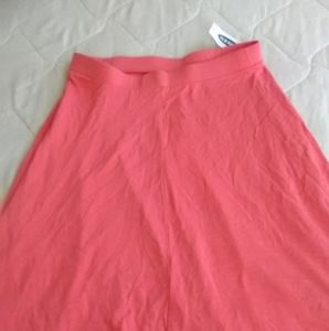 Girls long pink skirt size 8. New with tag!!!